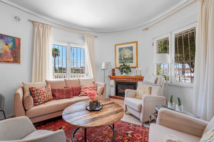 Image No.9-3 Bed Villa for sale