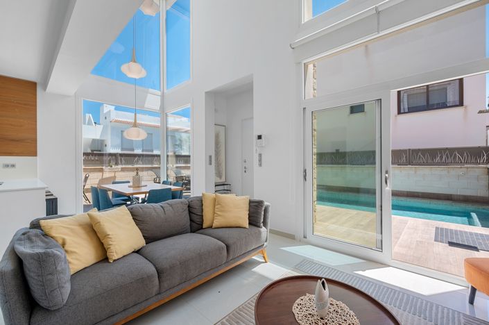 Image No.4-3 Bed Villa for sale