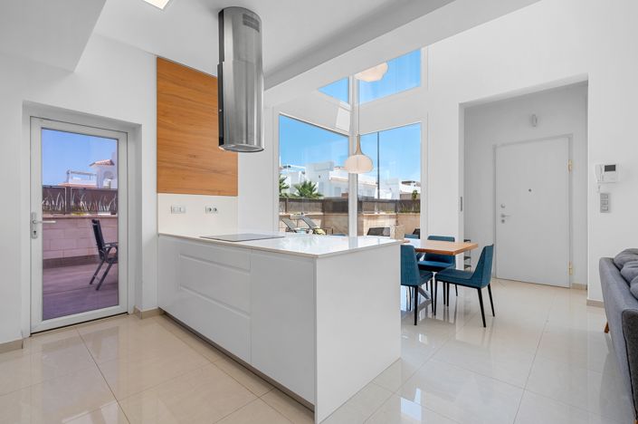 Image No.7-3 Bed Villa for sale