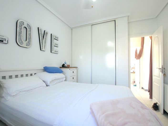 Image No.14-3 Bed Villa for sale