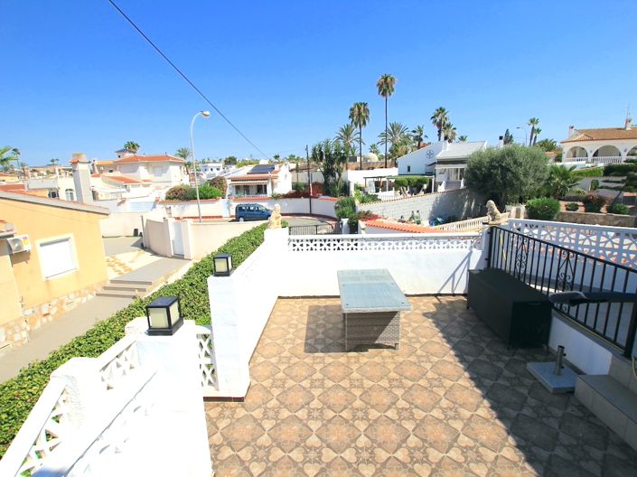 Image No.27-3 Bed Villa for sale