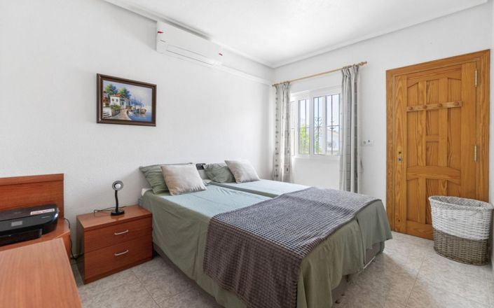 Image No.11-4 Bed Villa for sale