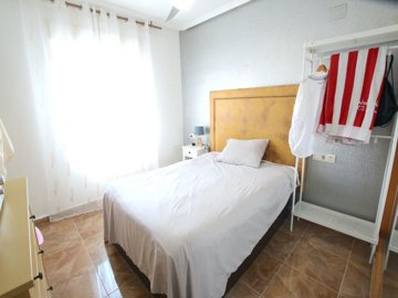 49043_spacious_2_bed_top_floor_apartment_benijofar_high_street_110625164930_img_4280