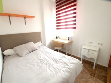 49043_spacious_2_bed_top_floor_apartment_benijofar_high_street_110625164931_img_4293