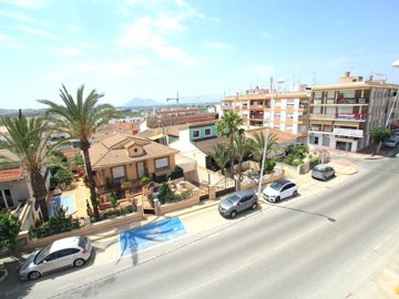 49043_spacious_2_bed_top_floor_apartment_benijofar_high_street_110625164931_img_4241