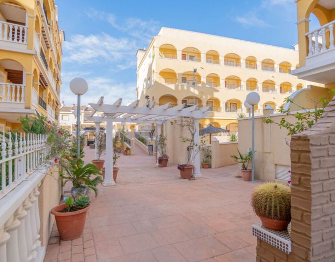 Image No.29-2 Bed Apartment for sale