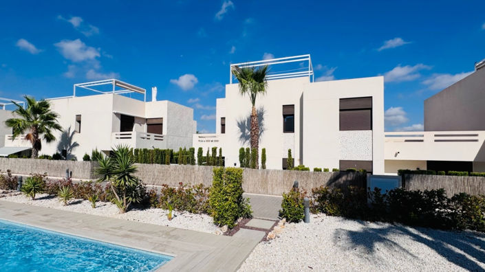 Image No.21-2 Bed Apartment for sale