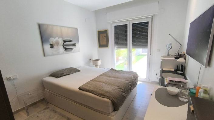 Image No.10-3 Bed Villa for sale