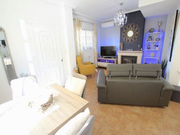 49152_stylish_three_bedroom_detached_villa_with_space_for_a_pool_240925084706_img_7357