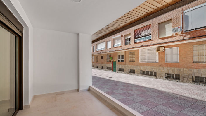 Image No.15-3 Bed Apartment for sale