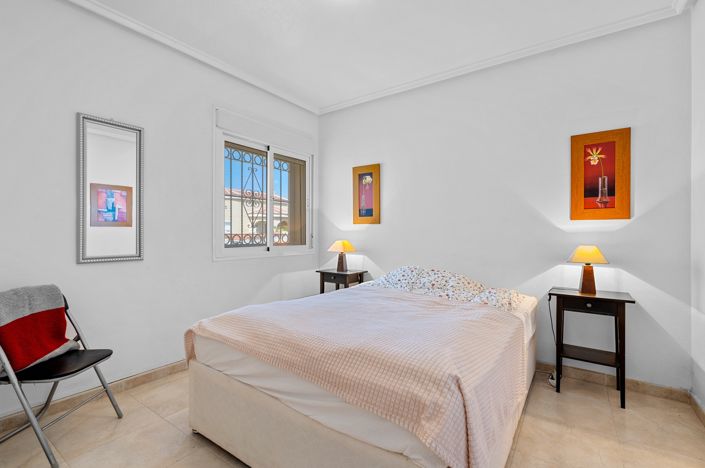 Image No.17-5 Bed Villa for sale