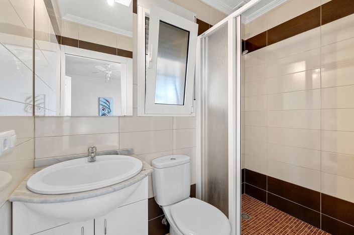 Image No.24-5 Bed Villa for sale