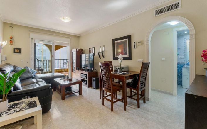 Image No.17-2 Bed Apartment for sale