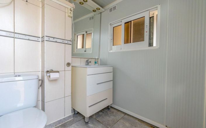 Image No.26-2 Bed Apartment for sale