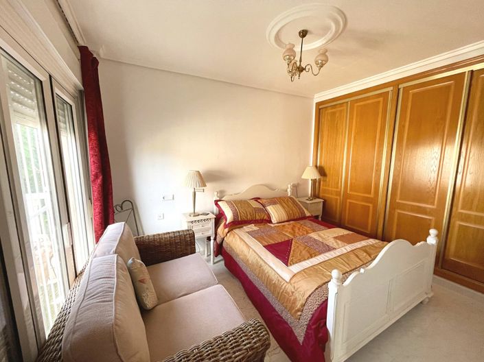 Image No.11-3 Bed Villa for sale