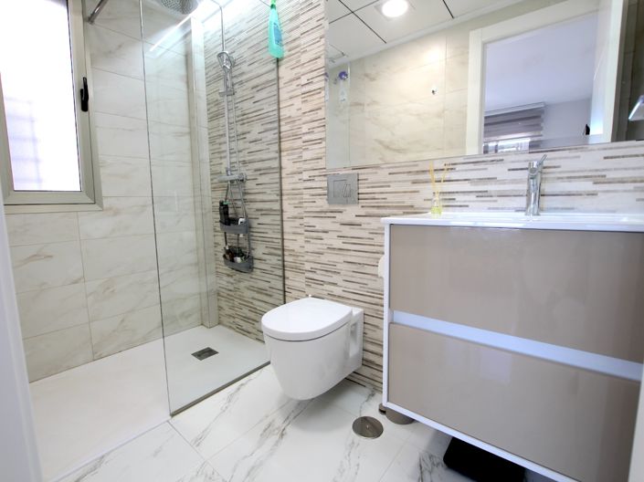 Image No.14-3 Bed Villa for sale