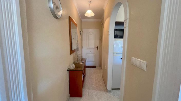 Image No.20-2 Bed Apartment for sale