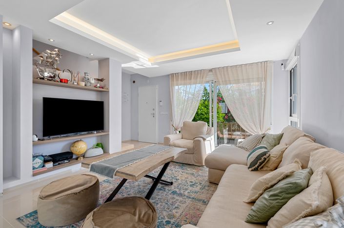 Image No.5-3 Bed Property for sale