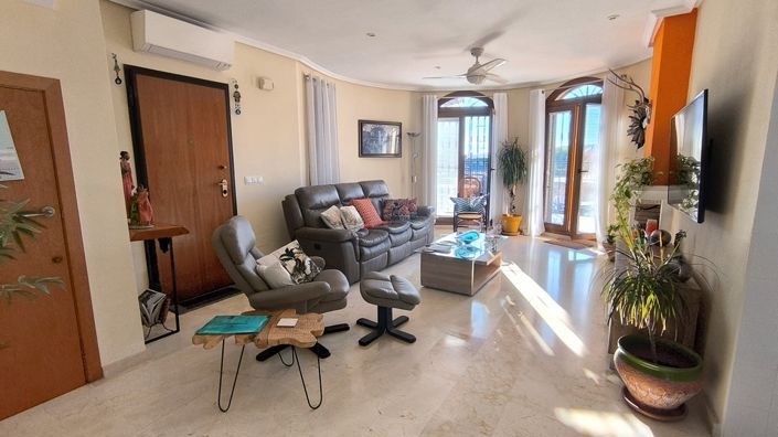 Image No.10-3 Bed Villa for sale