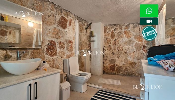 Image No.39-5 Bed Villa for sale