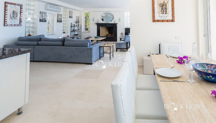 Image No.17-4 Bed Property for sale