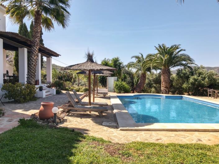 Image No.16-7 Bed Hotel for sale