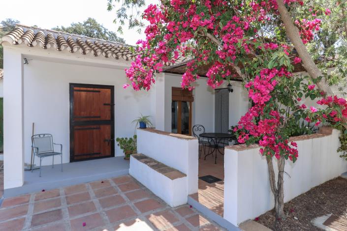 Image No.41-7 Bed Hotel for sale