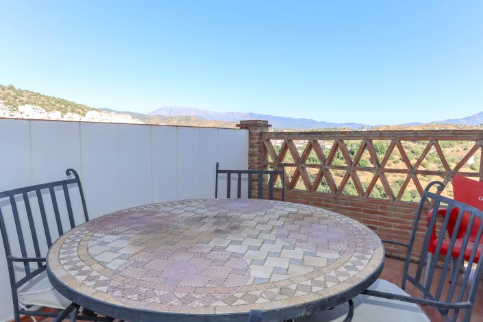 Image No.5-2 Bed Villa / Detached for sale