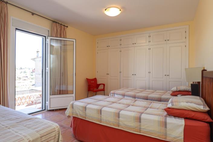 Image No.22-2 Bed Villa / Detached for sale