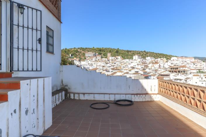 Image No.28-2 Bed Villa / Detached for sale