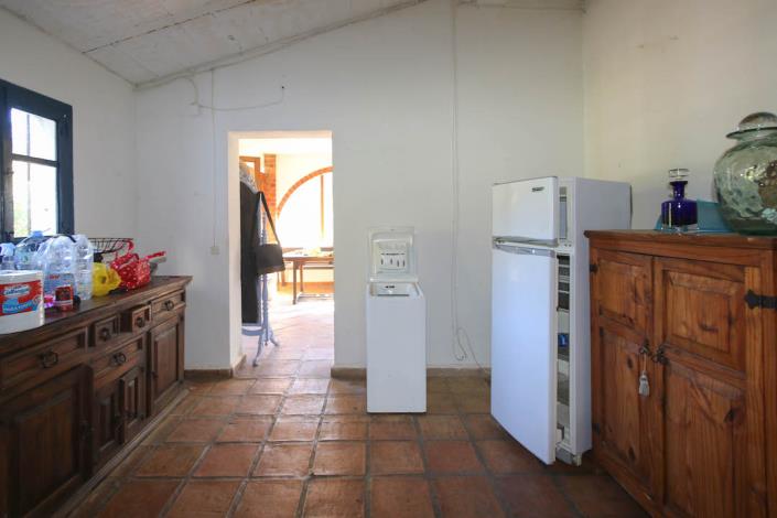 Image No.15-1 Bed Farmhouse for sale