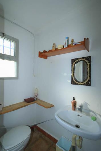 Image No.18-1 Bed Farmhouse for sale