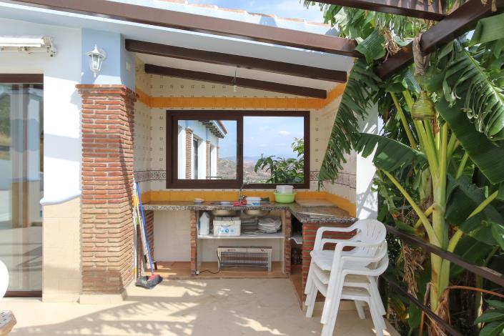 Image No.44-5 Bed Villa / Detached for sale