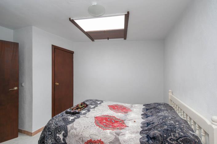 Image No.20-3 Bed Townhouse for sale