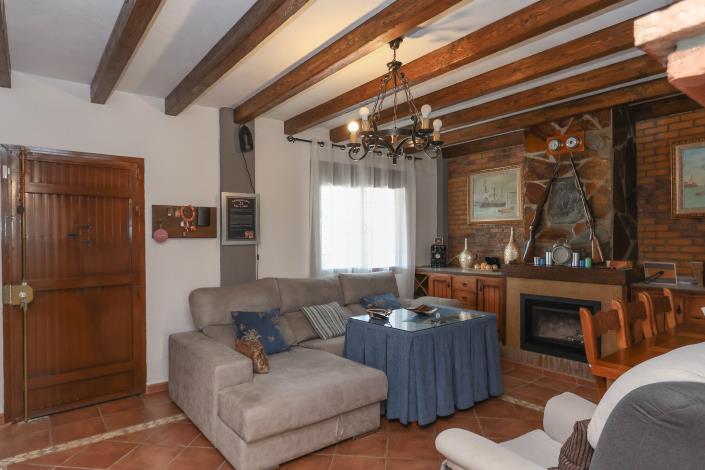 Image No.12-3 Bed Villa / Detached for sale