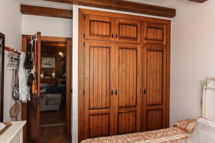 Image No.19-3 Bed Villa / Detached for sale