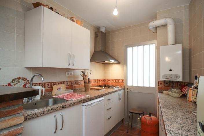 Image No.11-4 Bed Townhouse for sale