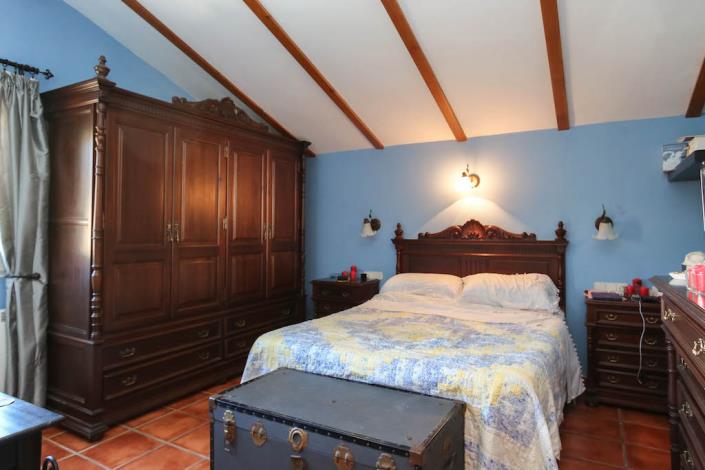 Image No.18-4 Bed Villa / Detached for sale