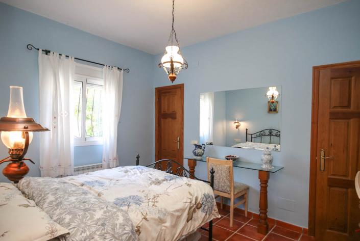 Image No.20-4 Bed Villa / Detached for sale