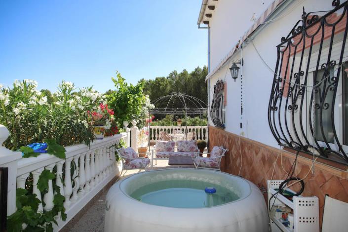 Image No.29-4 Bed Villa / Detached for sale