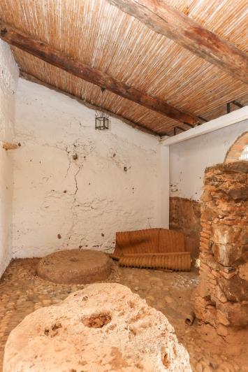 Image No.49-Un hôtel de 14 chambres à vendre à Guaro