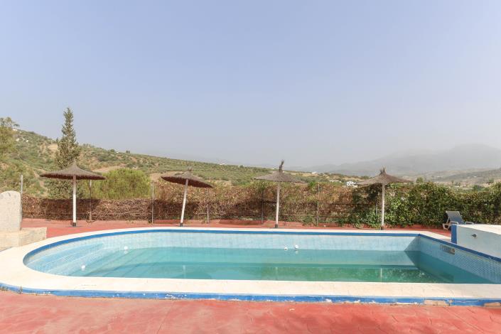 Image No.60-Un hôtel de 14 chambres à vendre à Guaro