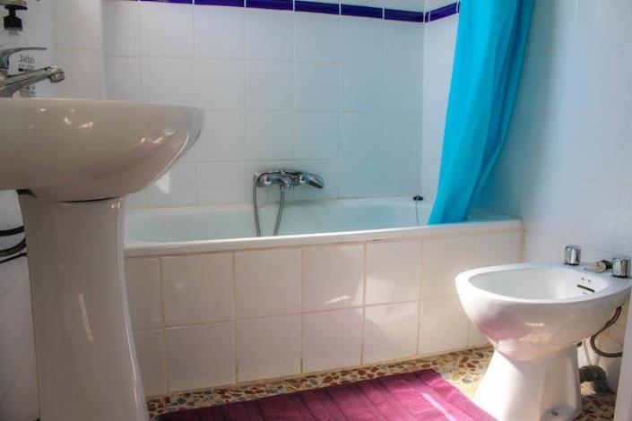 Image No.16-1 Bed Villa / Detached for sale