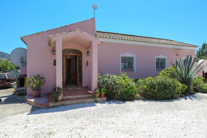 Image No.39-5 Bed Villa / Detached for sale