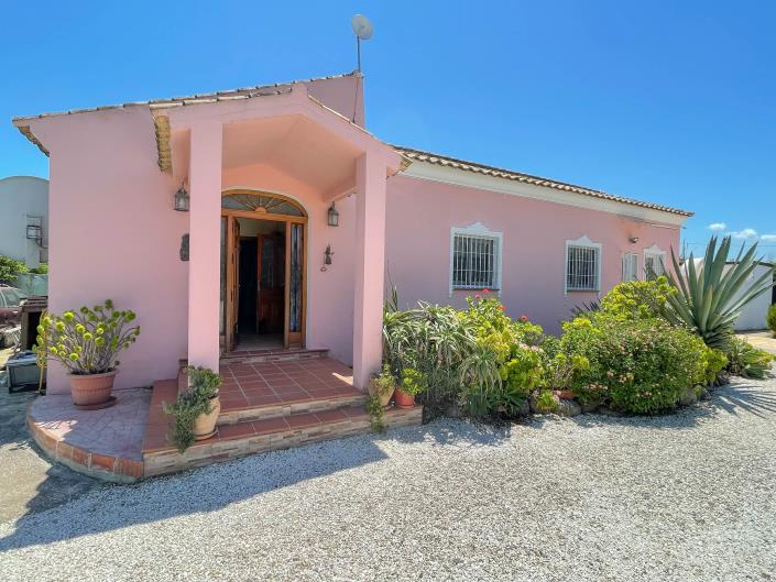 Image No.32-5 Bed Villa / Detached for sale