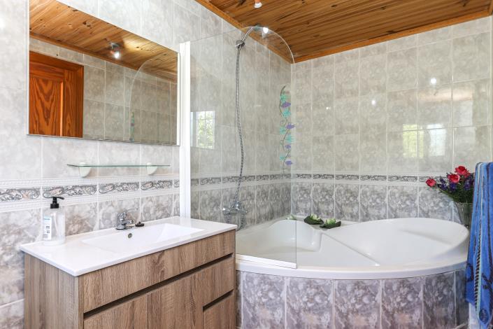 Image No.20-5 Bed Villa / Detached for sale