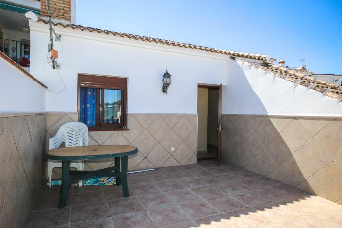 Image No.33-4 Bed Townhouse for sale