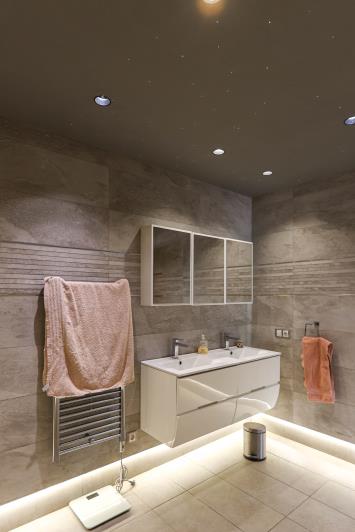 Image No.24-5 Bed Villa / Detached for sale