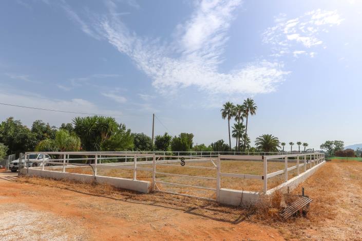 Image No.43-5 Bed Villa / Detached for sale