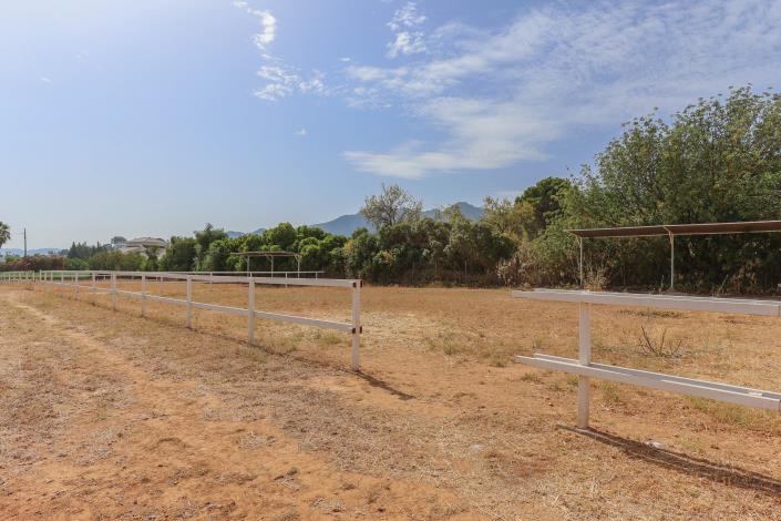 Image No.44-5 Bed Villa / Detached for sale